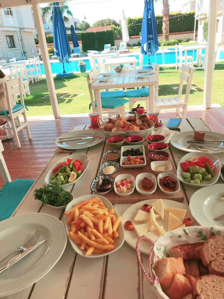 Nea Garden Hotel 14/28