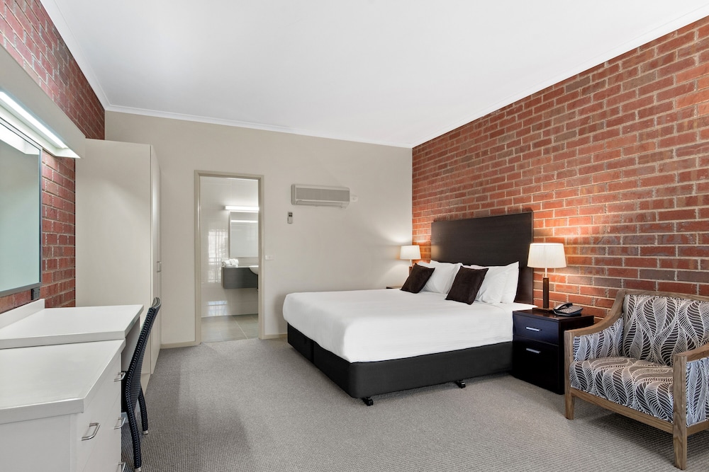 Burke And Wills Motor Inn Swan Hill 14/37