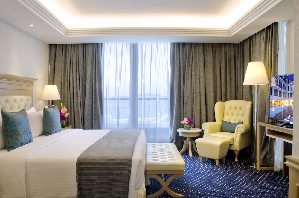 جناح عائلي بسرير مزدوج، Royale Chulan Penang 3/5