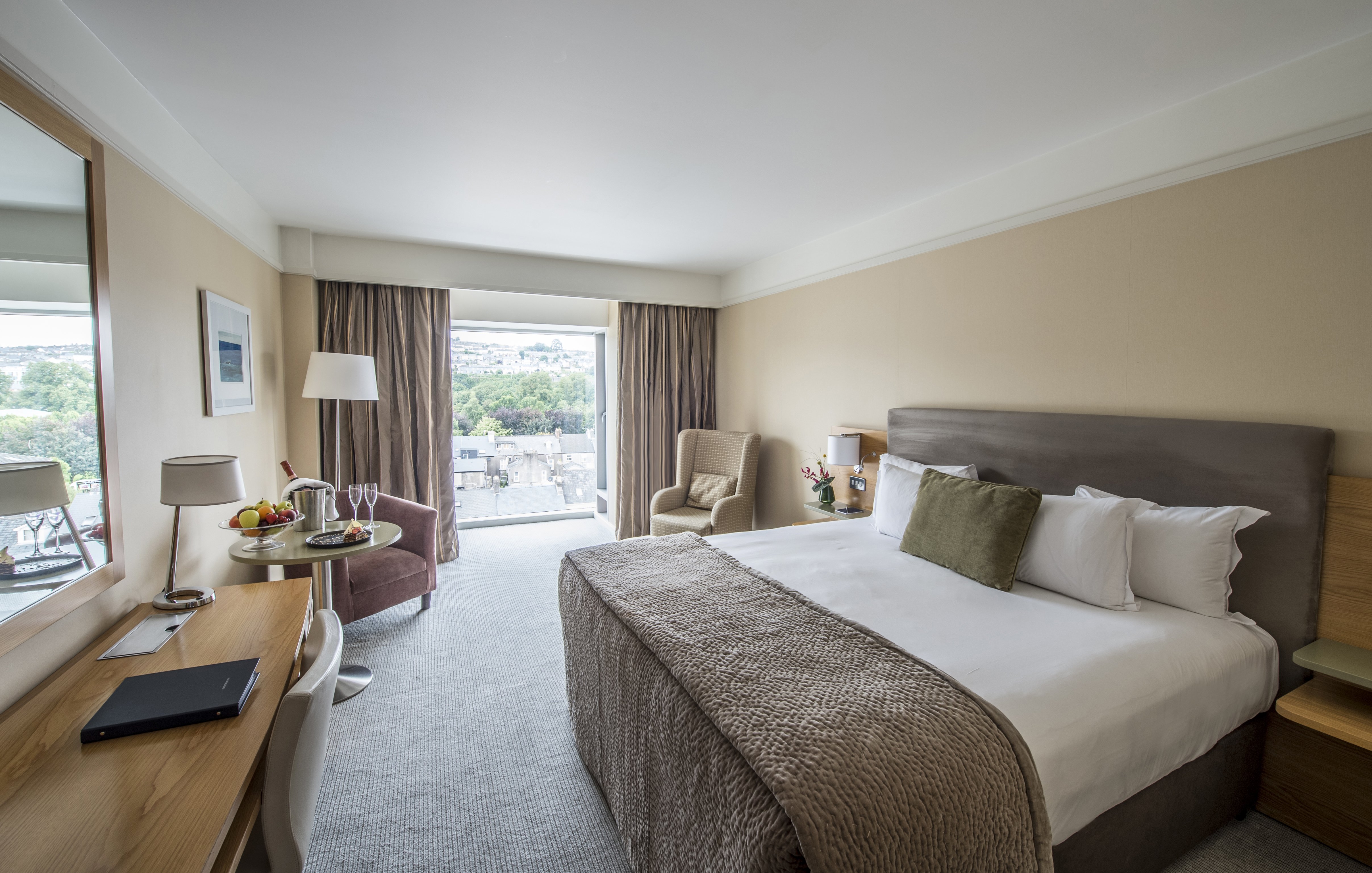 The River Lee Hotel 1/27