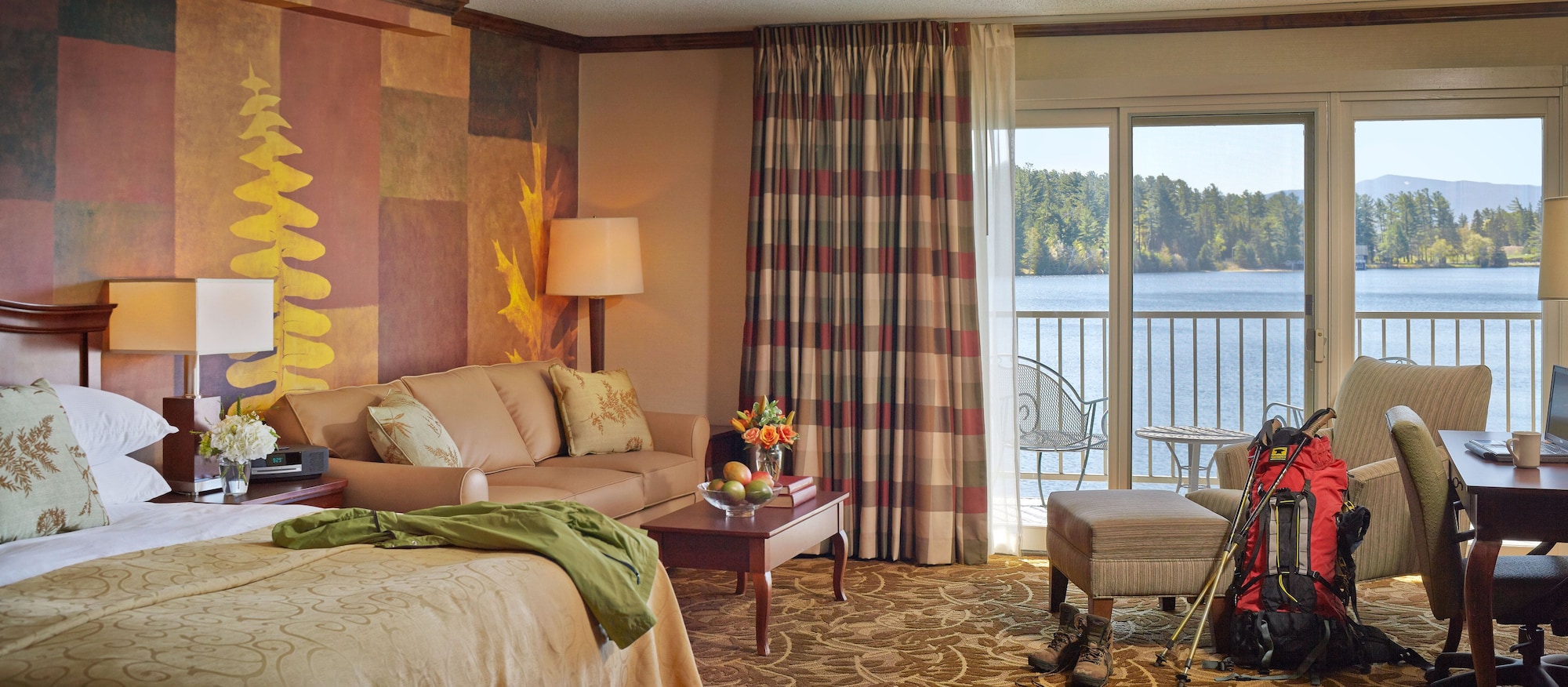 Collection, Junior Suite, King Bed, Water Front