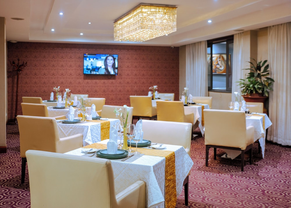 Grand Legacy Hotel 53/70