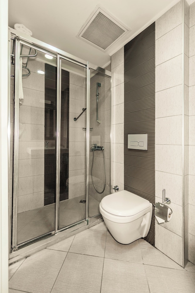 Tilia Hotel 49/50