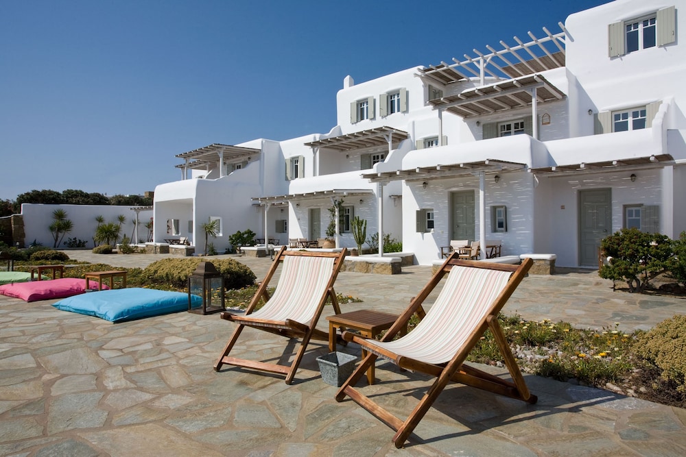 Yakinthos Residence 27/50