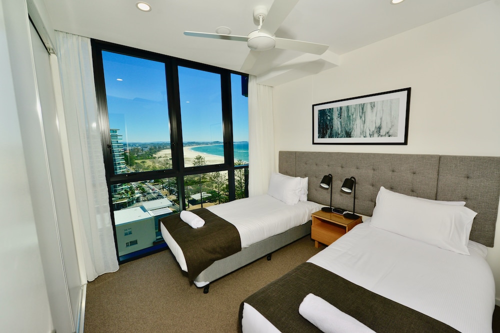 Iconic Kirra Beach Resort 15/72