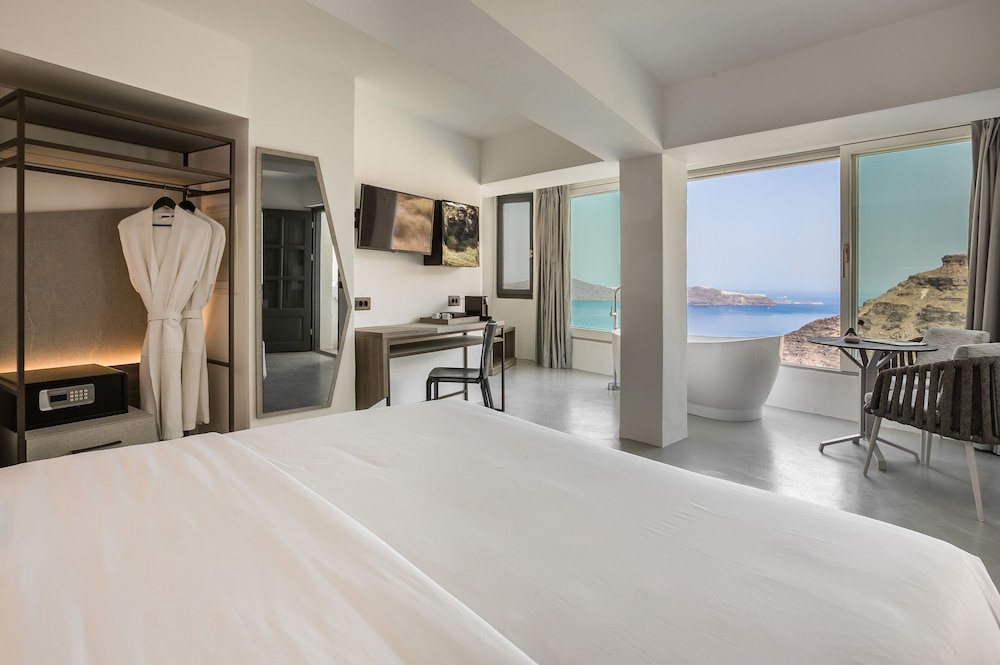 Sunrocks Hotel - Adults Only 17/69