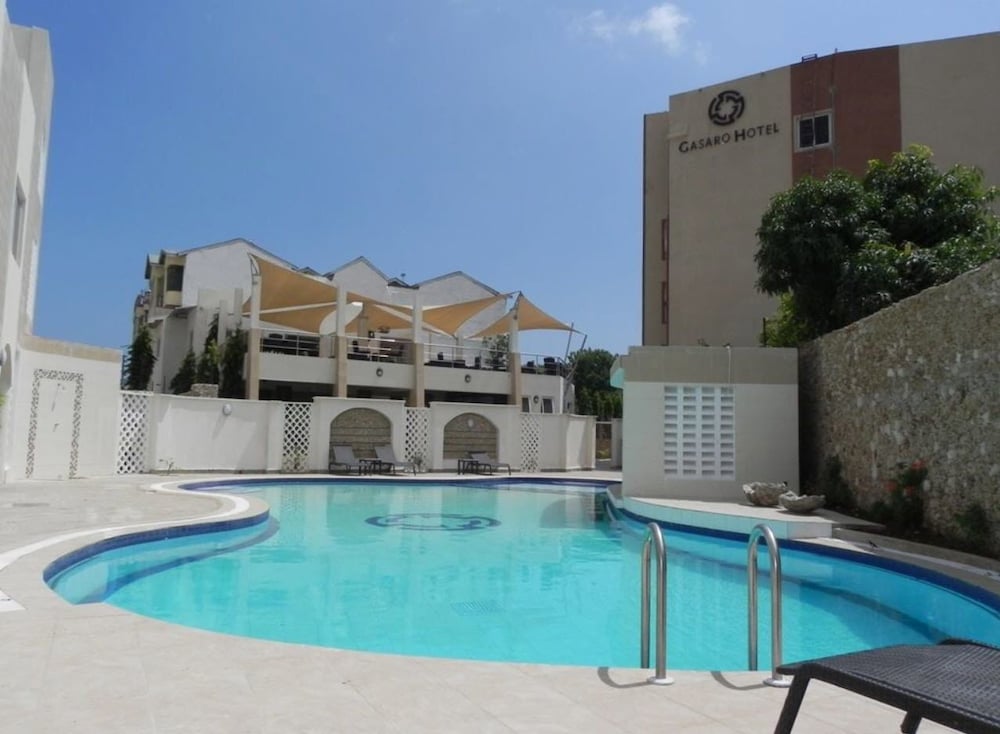 Gasaro Hotel 20/20