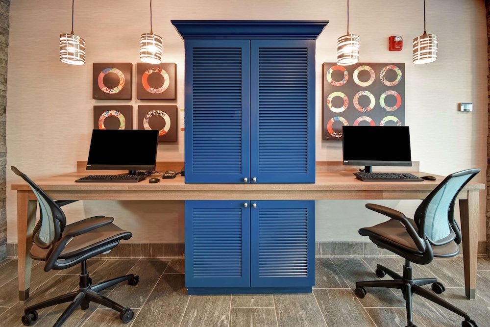 Home2 Suites By Hilton Georgetown 48/52