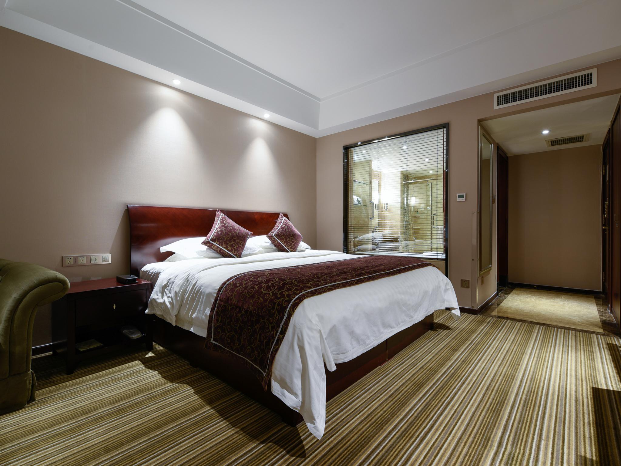 Special, King Bed
