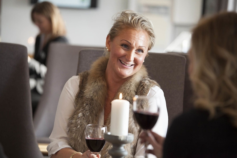 Quality Hotel Vanersborg 12/27