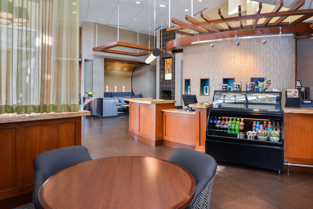 Hyatt Place Chesapeake/Greenbrier 49/63
