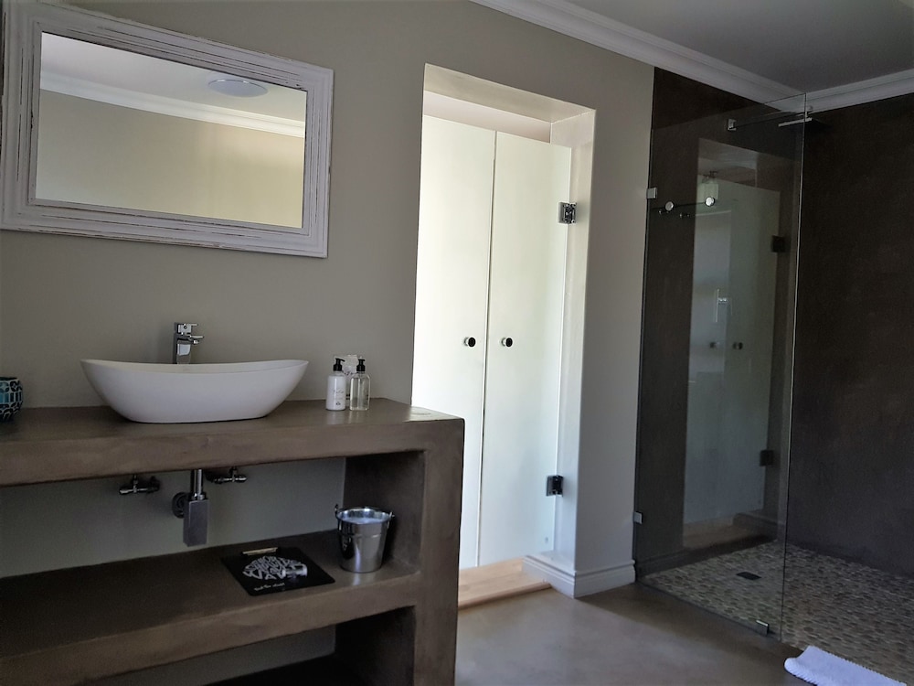 Four Palms Accommodation 26/64