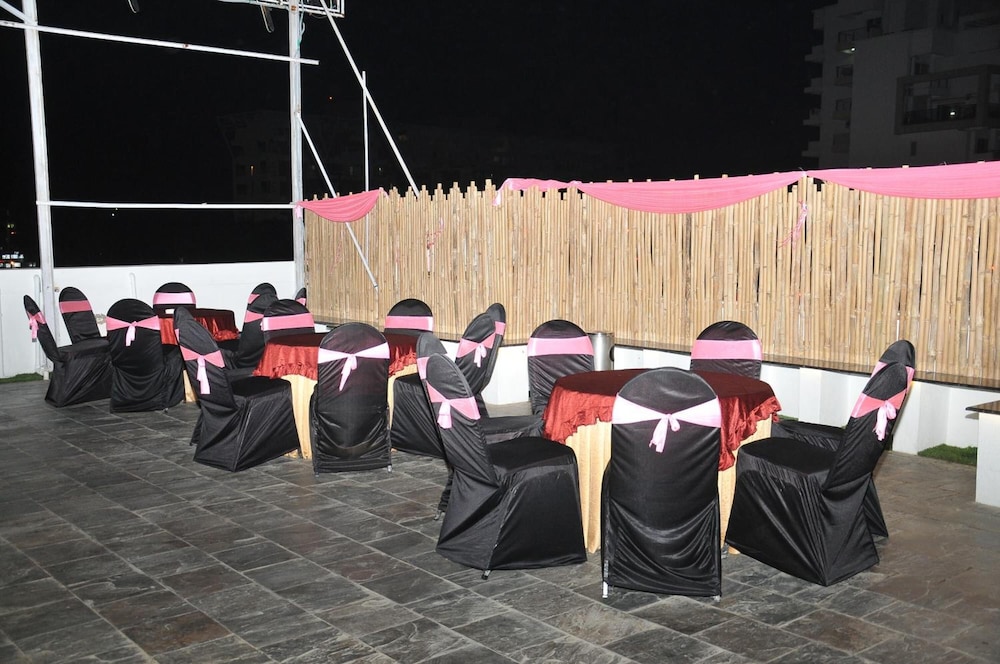 Octave Hotel Spa Sarjapura Road 33/38