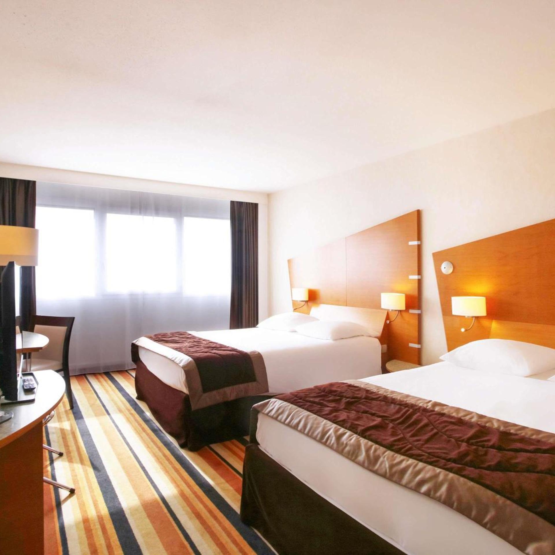 Standard, 2 Double Beds