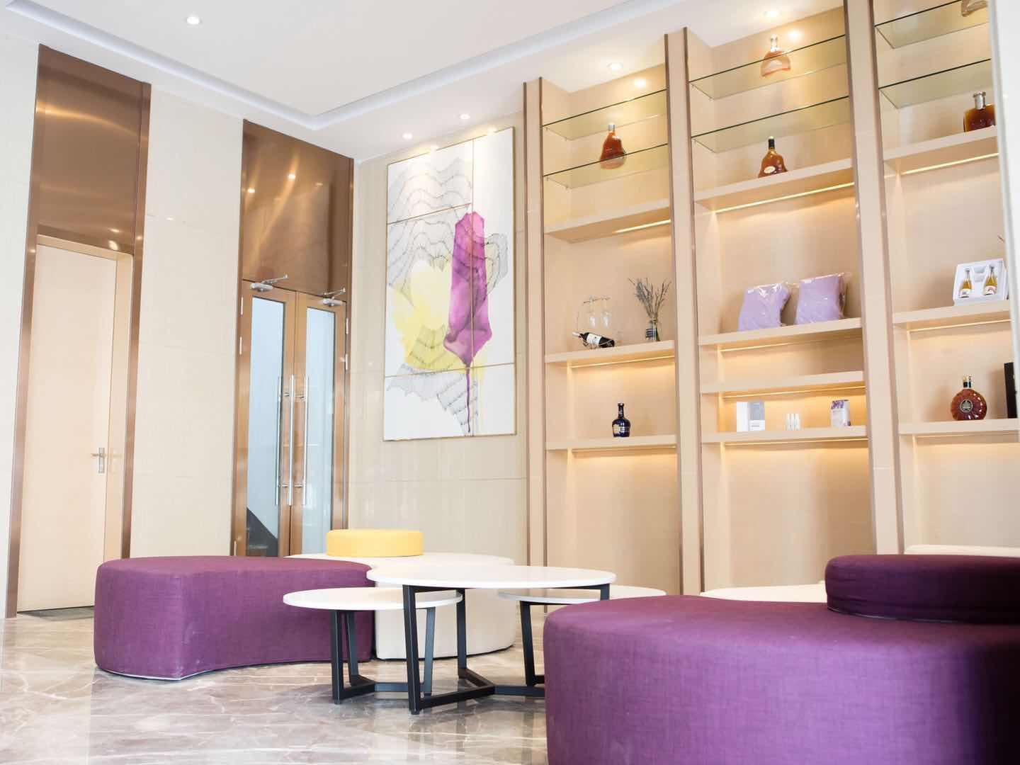 Lavande Hotel (Shenzhen North Railway Station, Gangtou Metro Station) 56/70