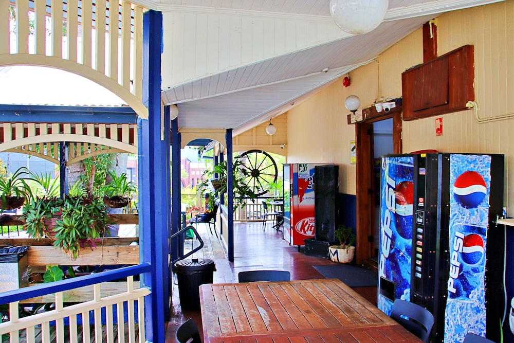 BRISBANE MANOR HOTEL 17/60