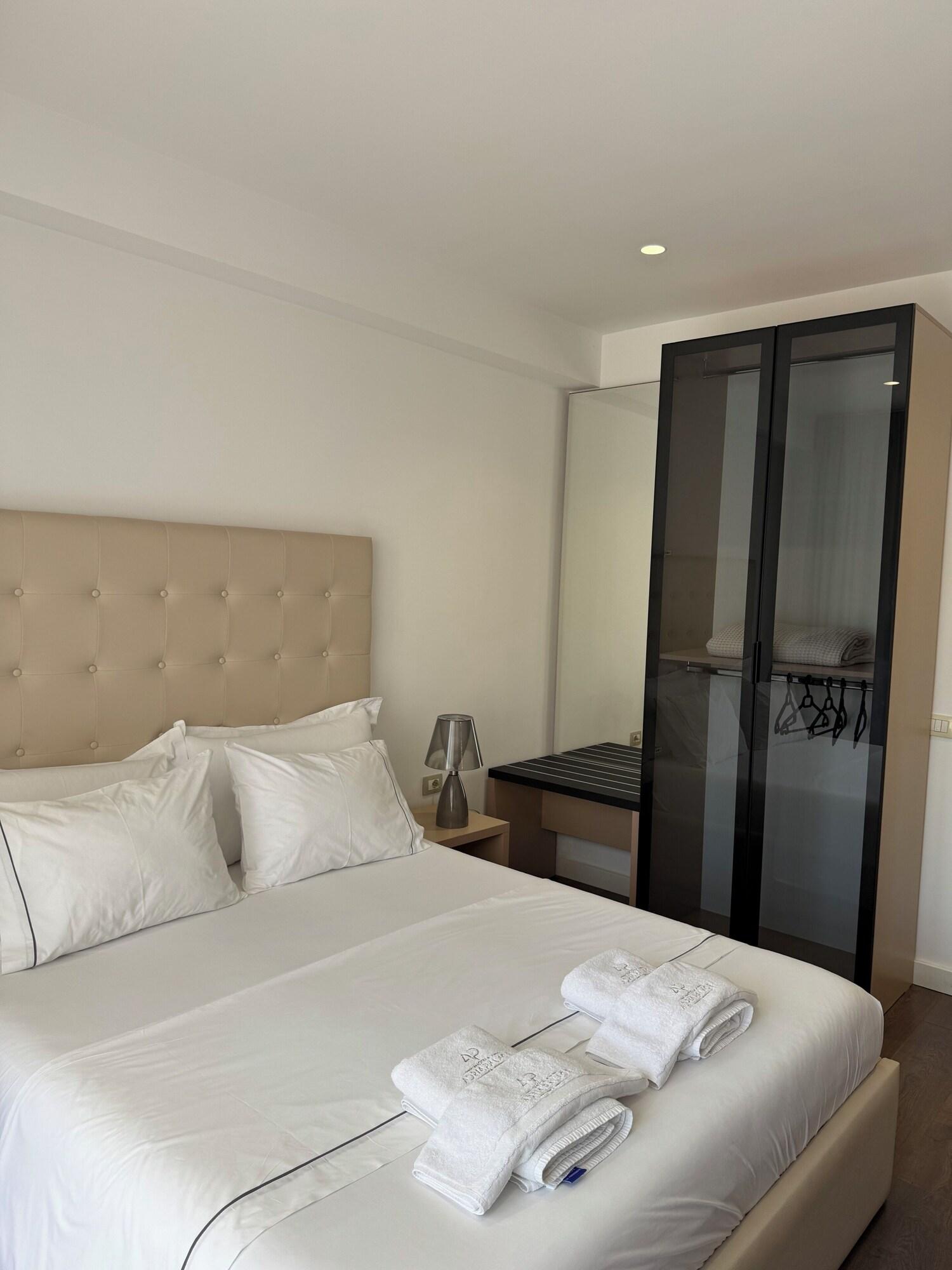 Adria Palace 25/64