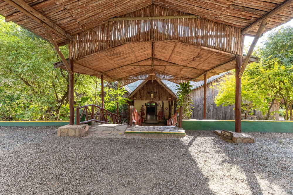 Sentrim Mara Lodge 39/47