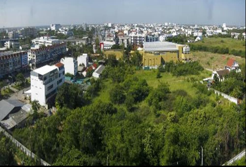 The Imperial Hotel And Convention Centre Korat 65/68