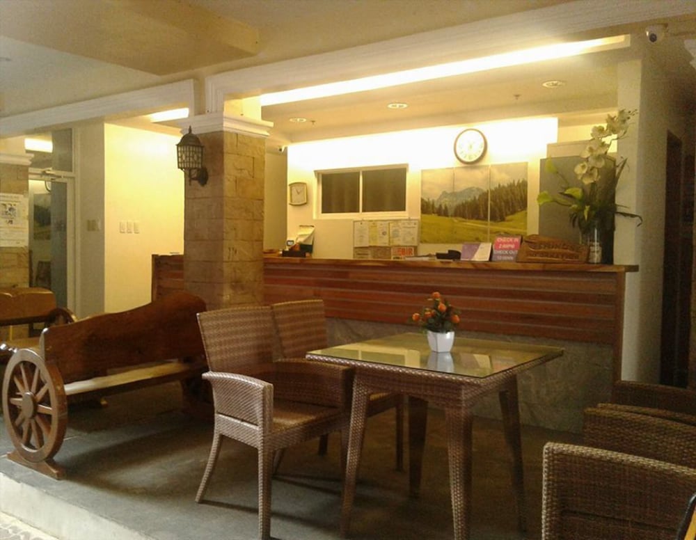 Erikos House 33/34