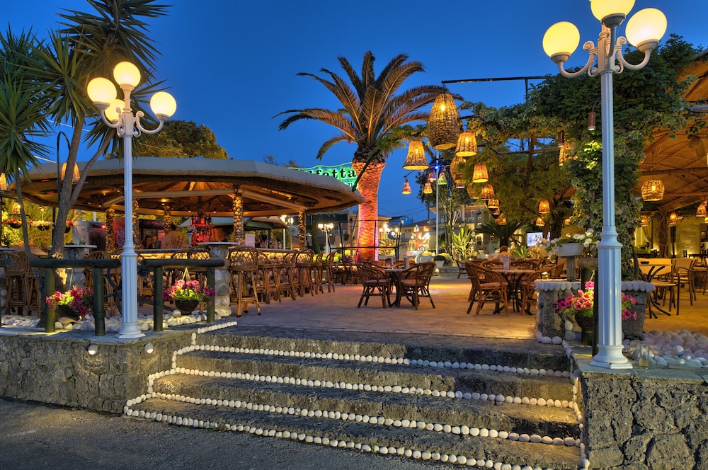 Molfetta Beach Hotel 46/56