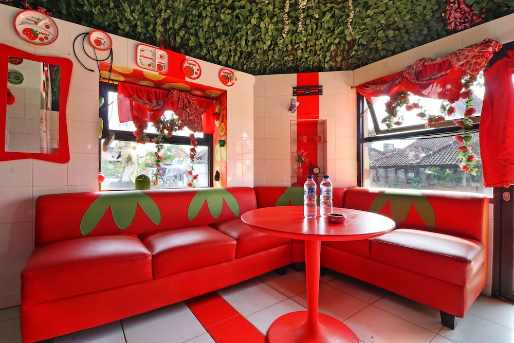 Hotel Agung Permata Artha by ZUZU 20/30