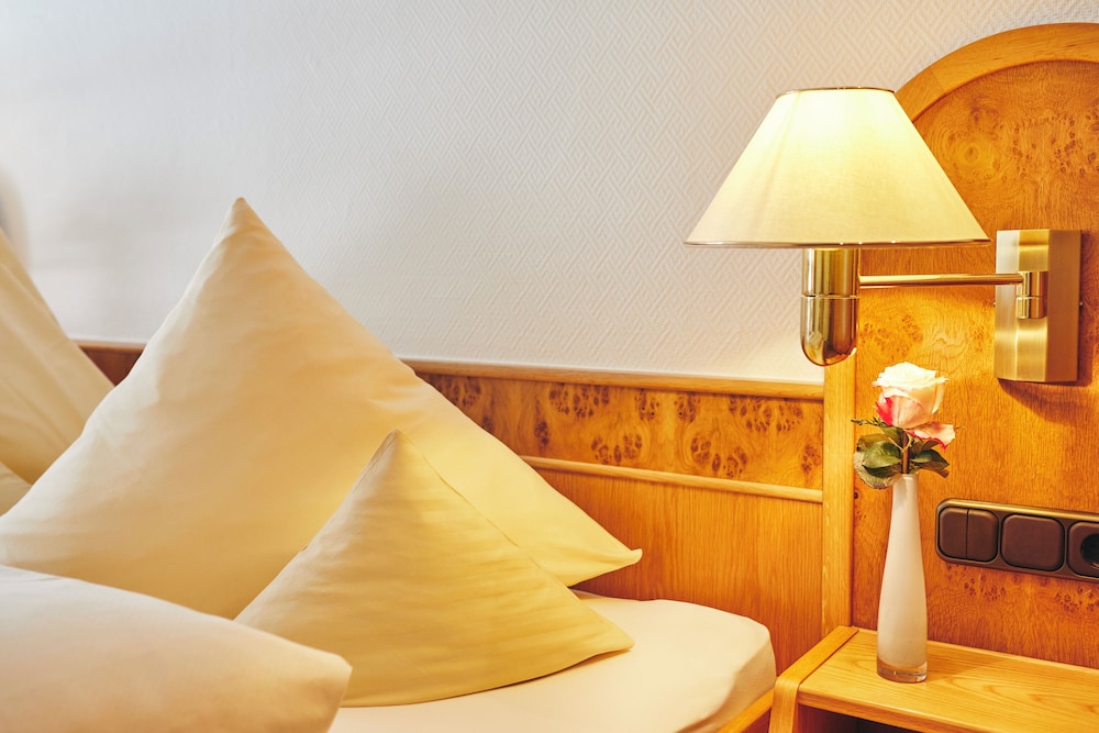 RUTERS PARKHOTEL 15/50