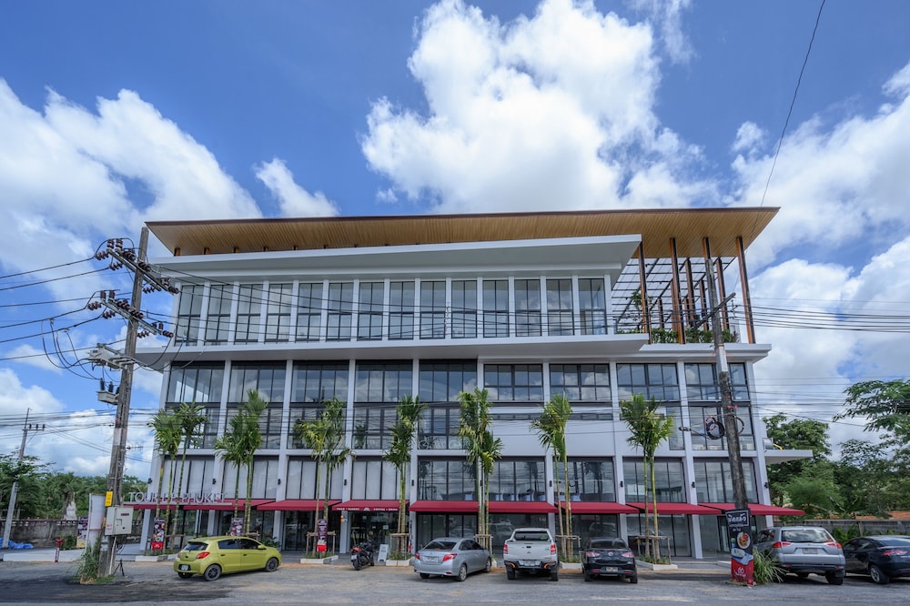 Tour De Phuket Hotel 3/71