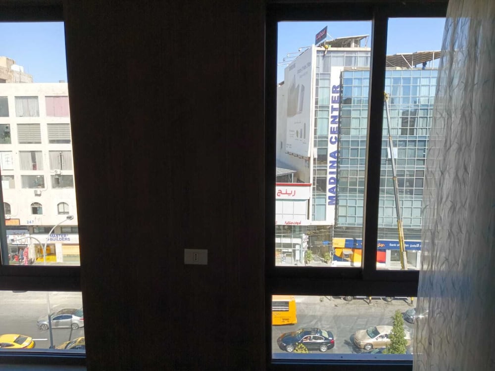 CITY ROSE HOTEL SUITES 5/67
