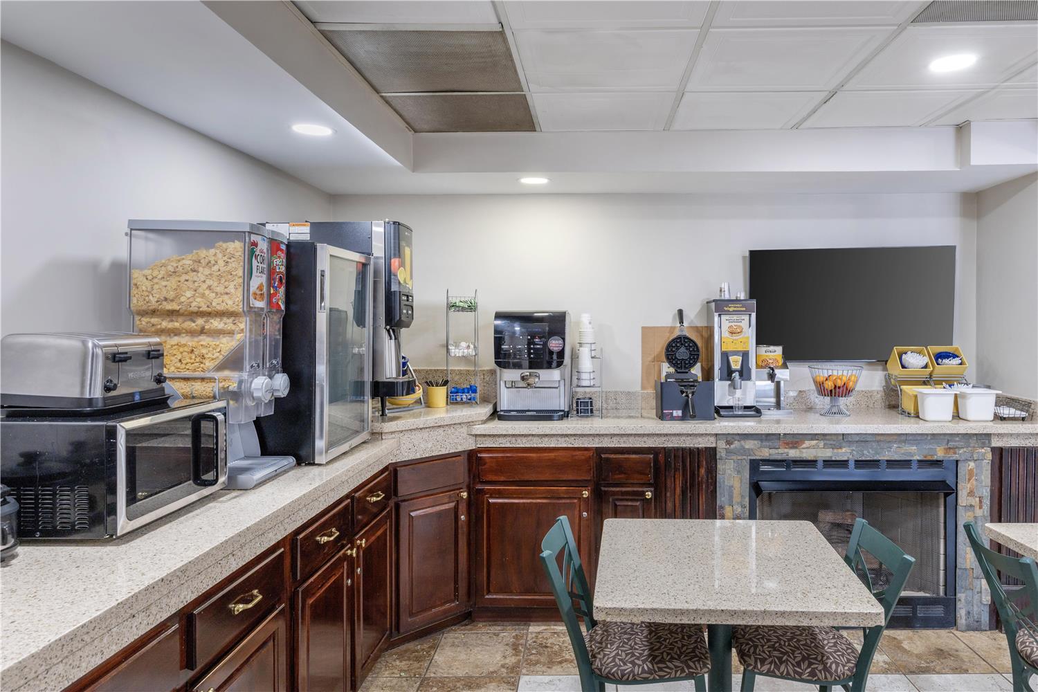 SureStay Hotel by Best Western Morganton 8/8