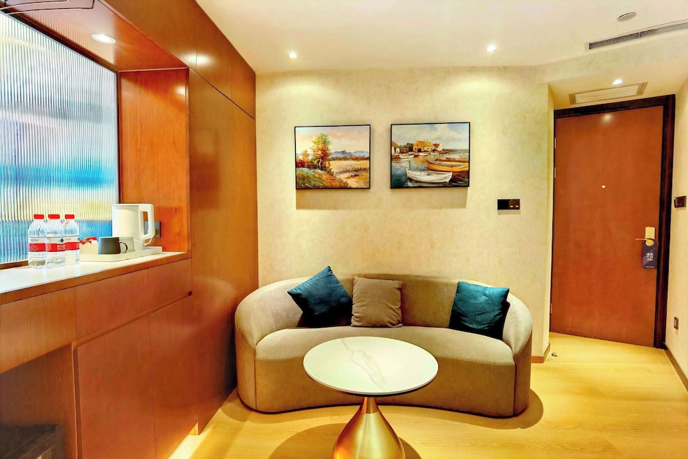 Days Inn by Wyndham Beijing Haidian 30/50