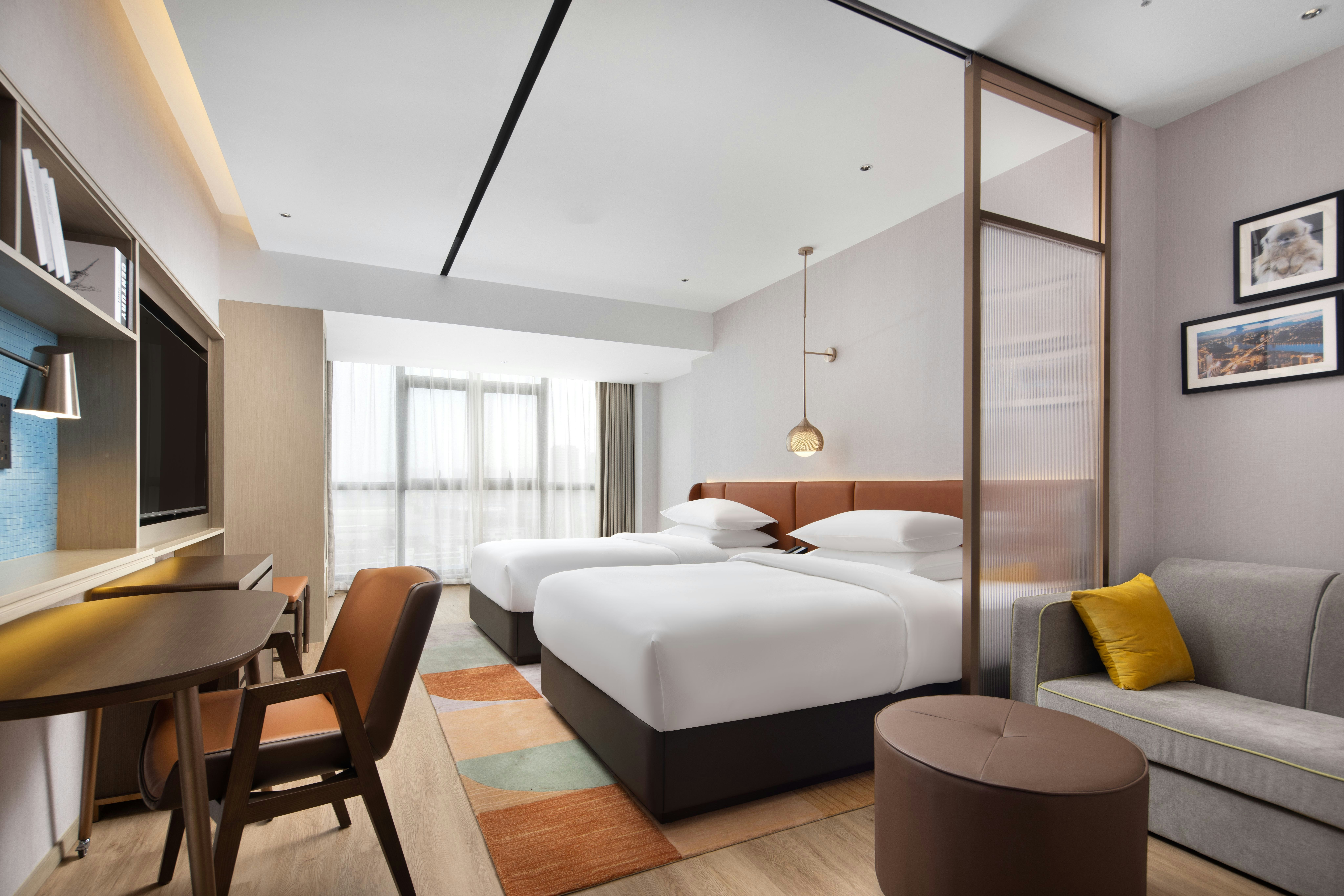 HOME2 SUITES BY HILTON Naning 18/43