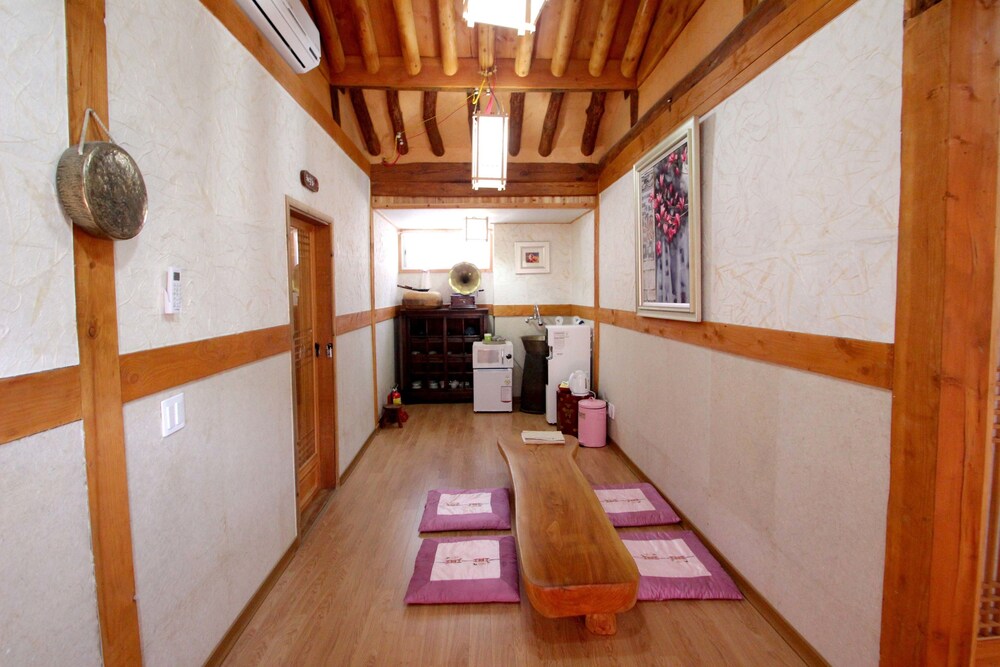 Happiness Full Hanok Guesthouse Jeonju 25/53