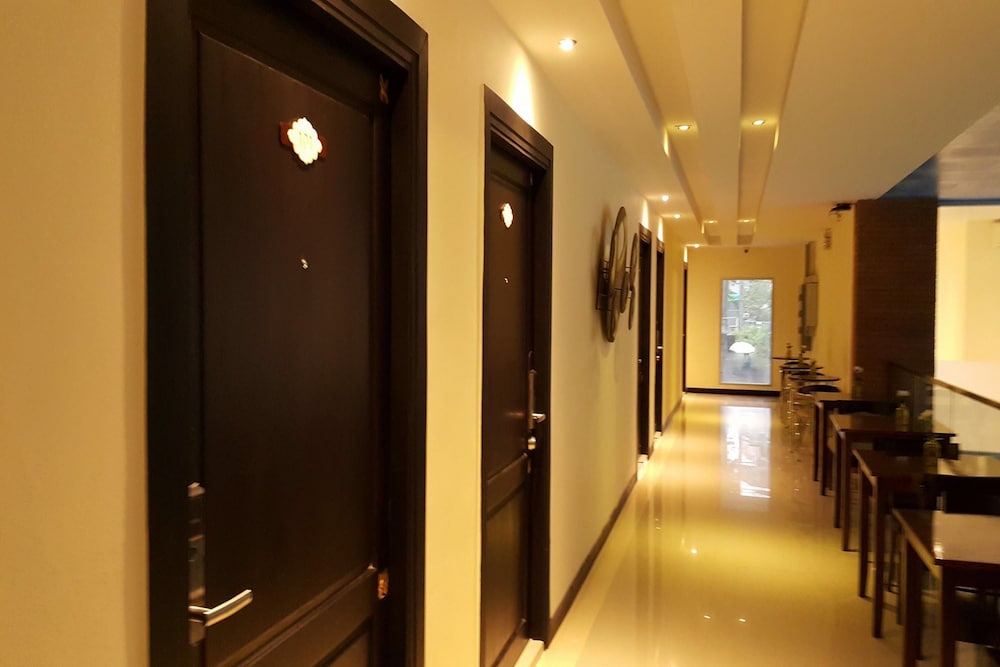 Leelawadee Modern Resort Huaykwang 30/41