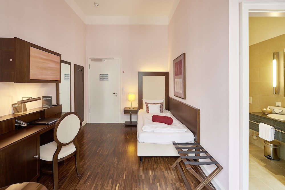 Hotel Elbresidenz an der Therme Bad Schandau 28/76