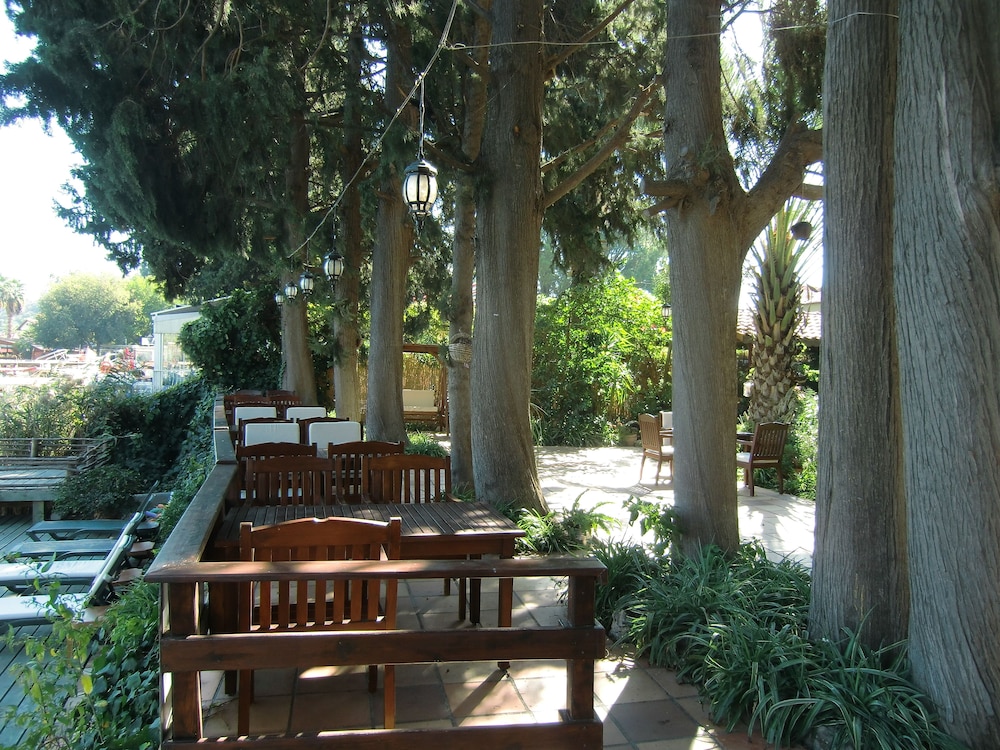 Hotel Happy Caretta 40/47