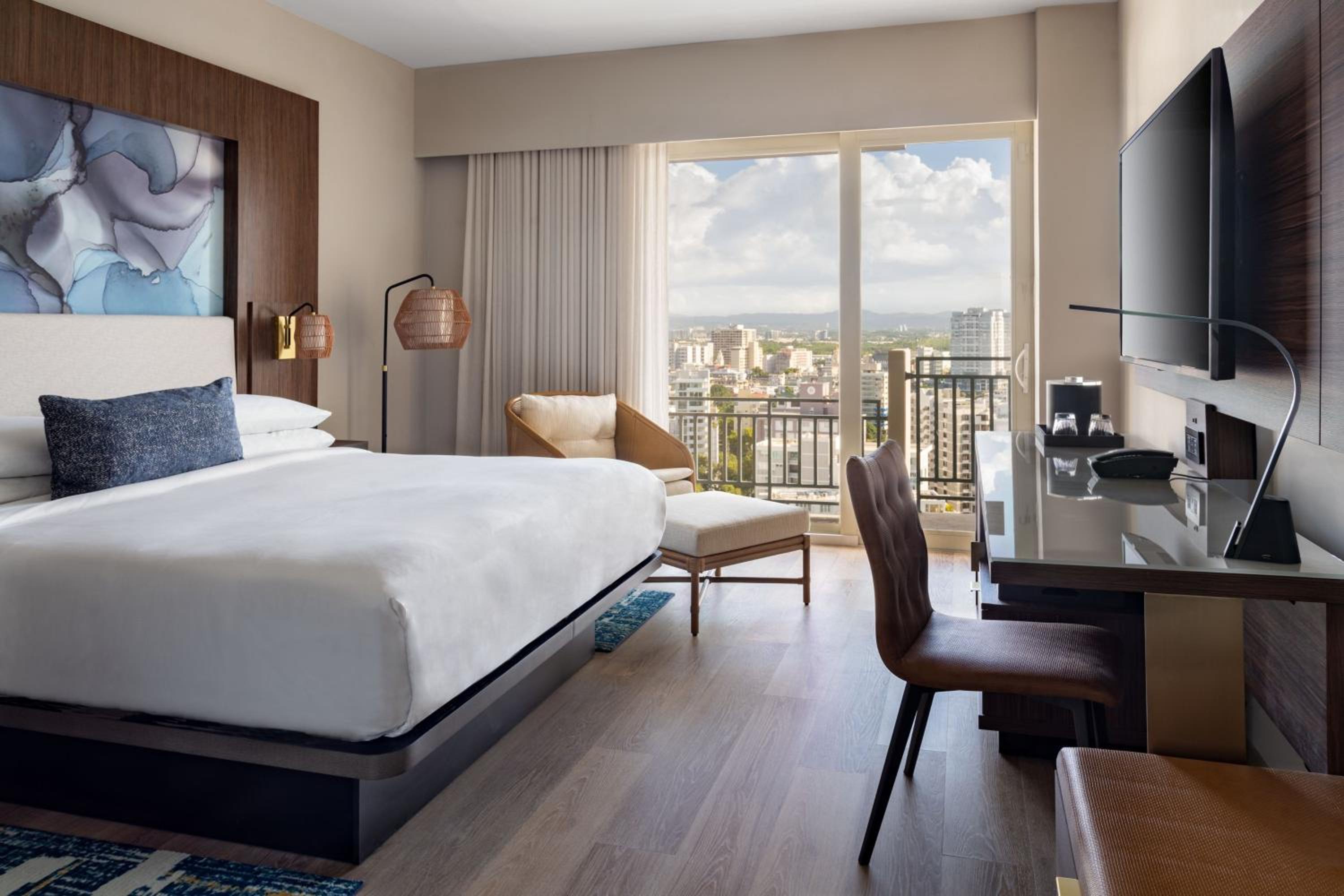 Tower, King Bed, City View, Balcony