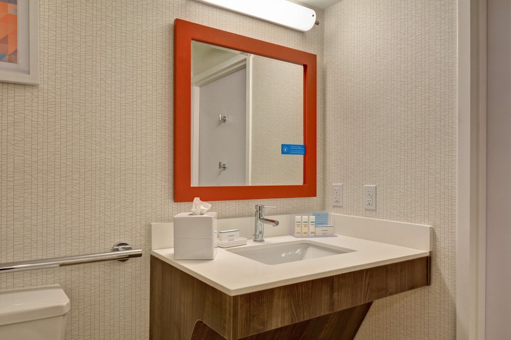 Hampton Inn Anderson, SC 23/55