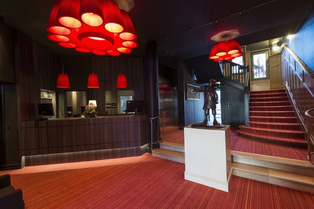 Hotel Bristol 25/50