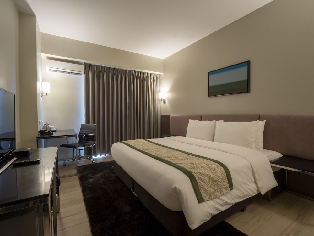 Sequoia Hotel Manila Bay 13/39