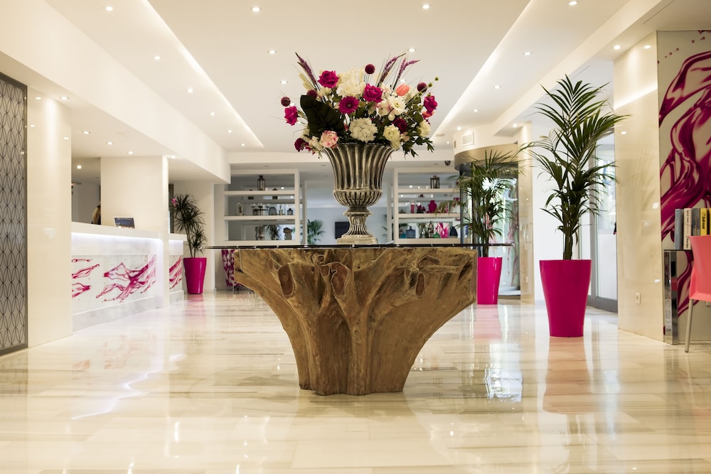 Hotel Seramar Comodoro Playa 5/50