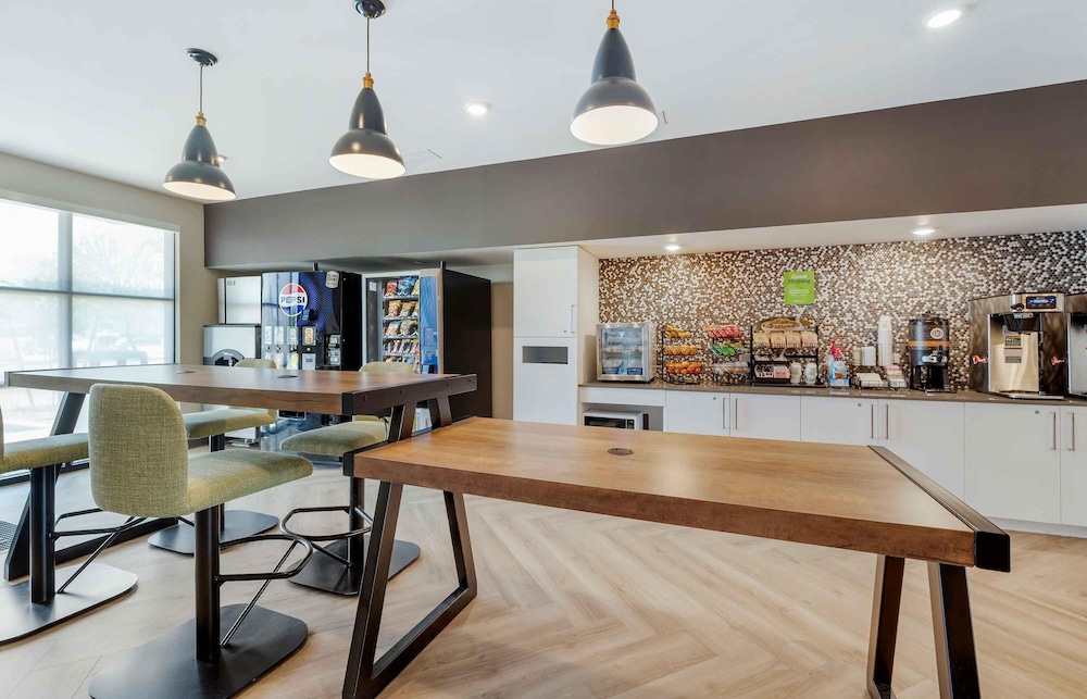 Extended Stay America Premier Suites- Phoenix - Chandler - Airport 31/50