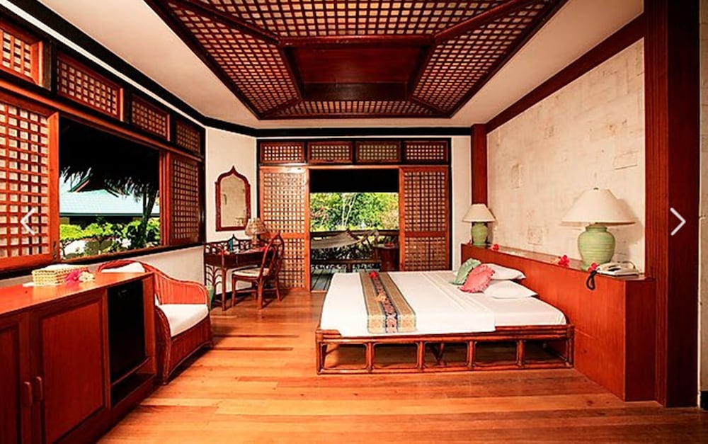 Badian Island Wellness Resort 7/50