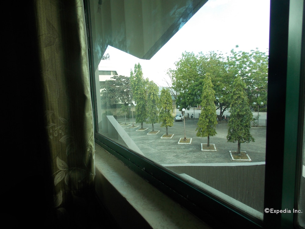 Goldenfield Kundutel Hotel 27/44