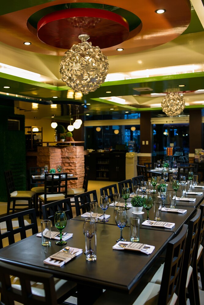 950 Condotel 50/58
