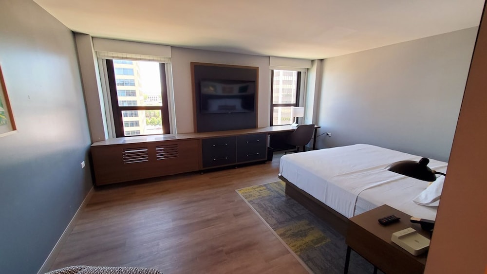 Hotel Indigo Chattanooga Downtown 24/77