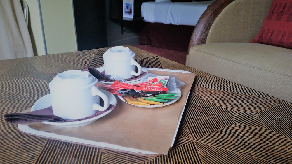 Posy Hotel by HappyCulture 70/84