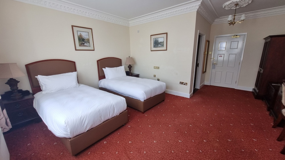 Botleigh Grange Hotel 10/34