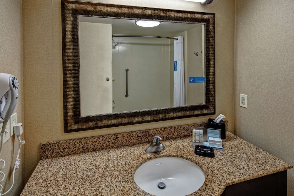 Hampton Inn Roanoke Rapids 20/45