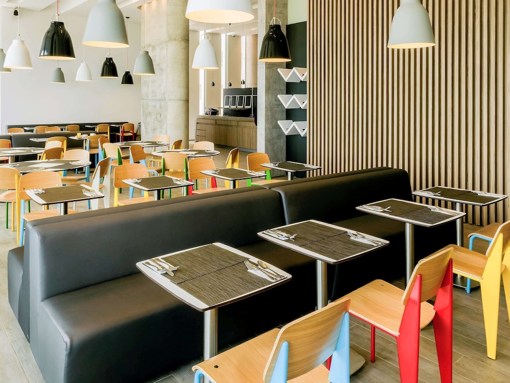 IBIS CARTAGENA MARBELLA 48/64